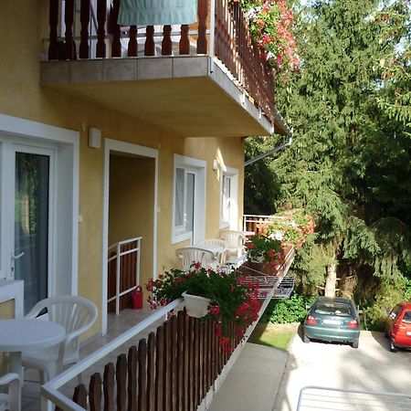 Attila Apartmanhaz Hotel Hévíz Exterior foto