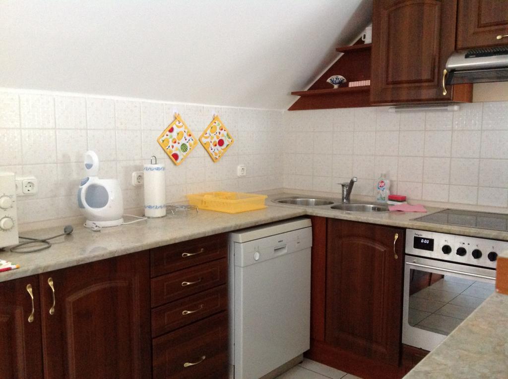 Attila Apartmanhaz Hotel Hévíz Cameră foto