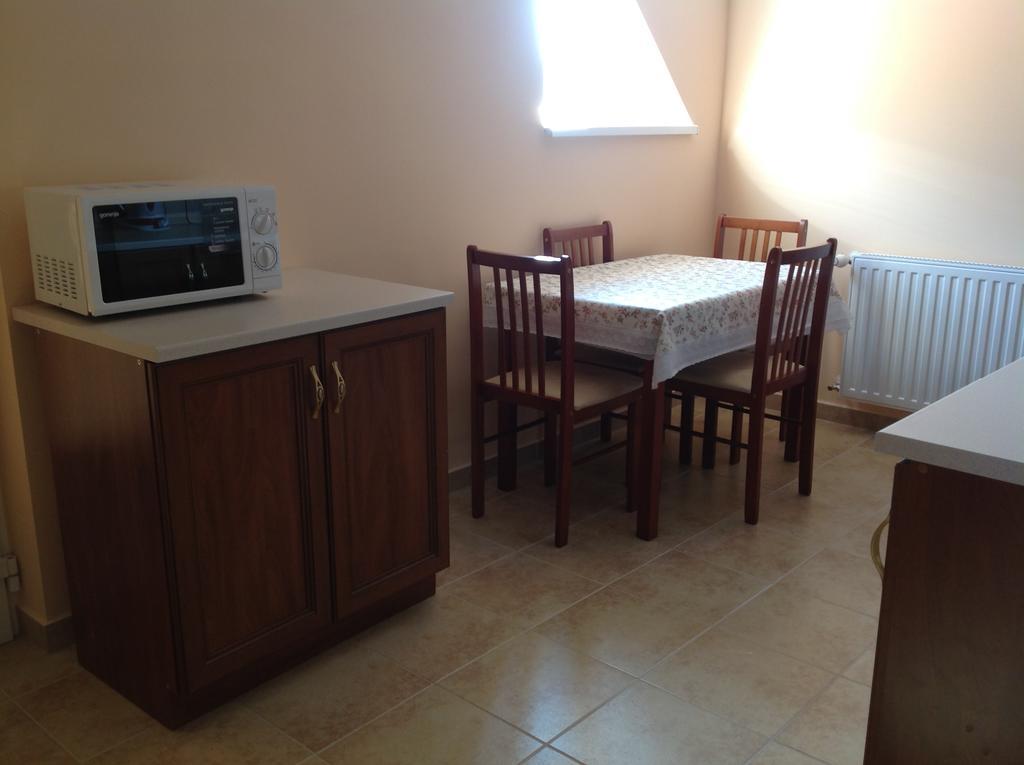 Attila Apartmanhaz Hotel Hévíz Cameră foto