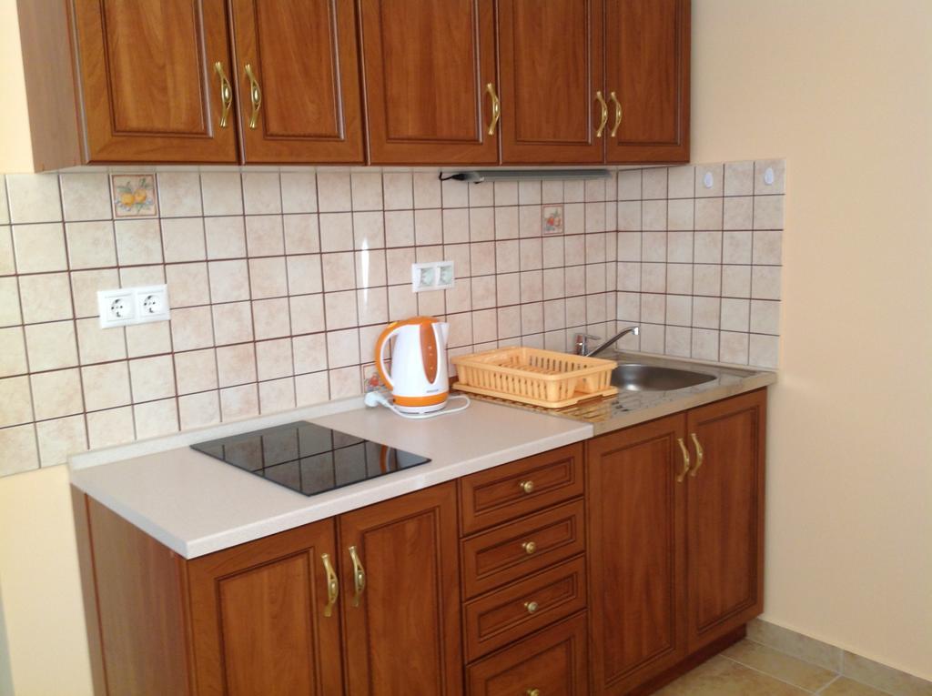 Attila Apartmanhaz Hotel Hévíz Cameră foto