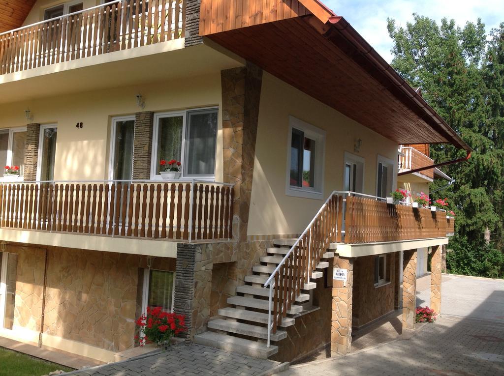 Attila Apartmanhaz Hotel Hévíz Exterior foto